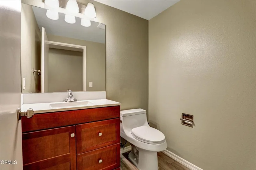 719 E Tujunga #D photo 21