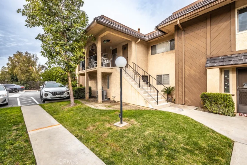 1188 Las Lomas Drive #D photo 1