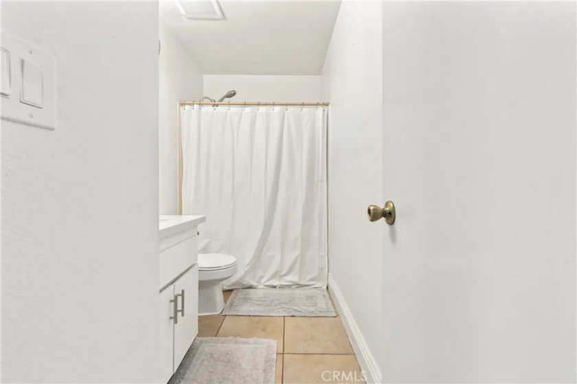 3900 W Hazard #A photo 19