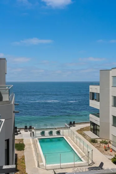 100 Coast #405 photo 26