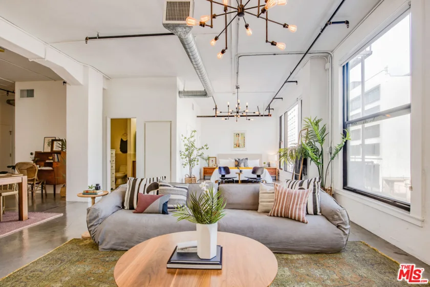 738 S Los Angeles Street #201 photo 1