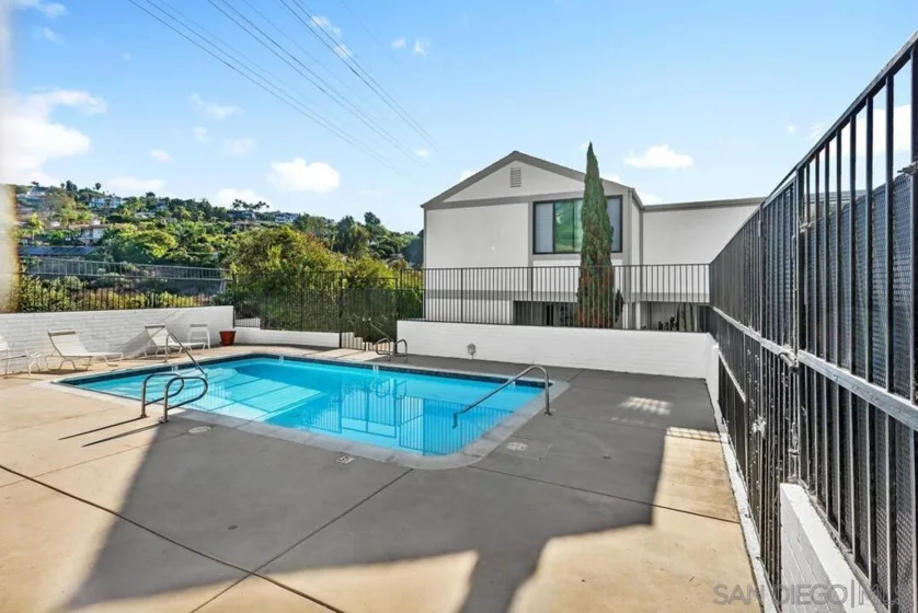 2376 Altisma Way #H photo 3
