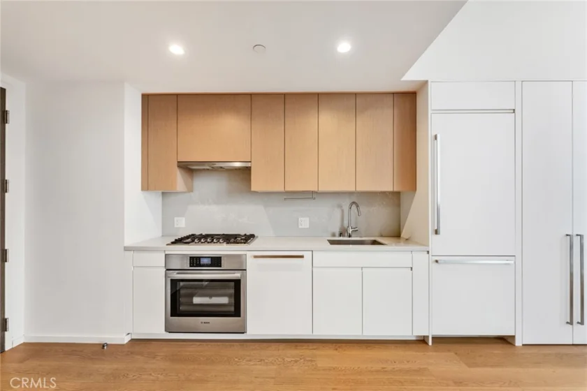 877 Francisco Street #805 photo 13