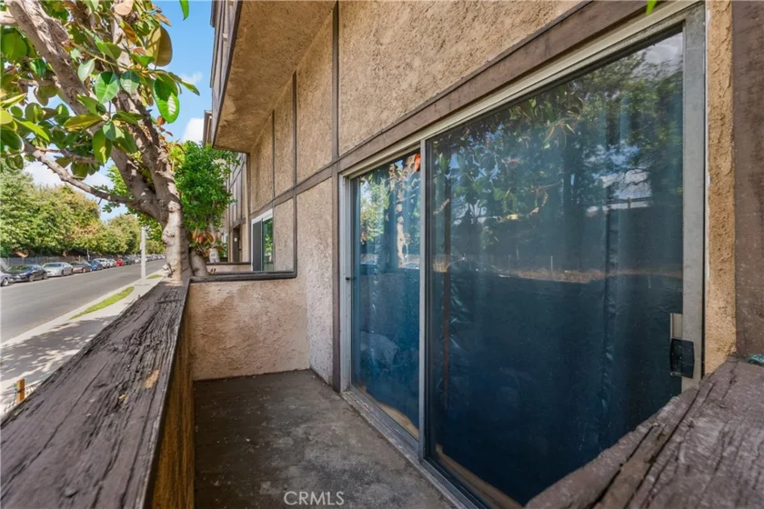 5500 Lindley #106 photo 31