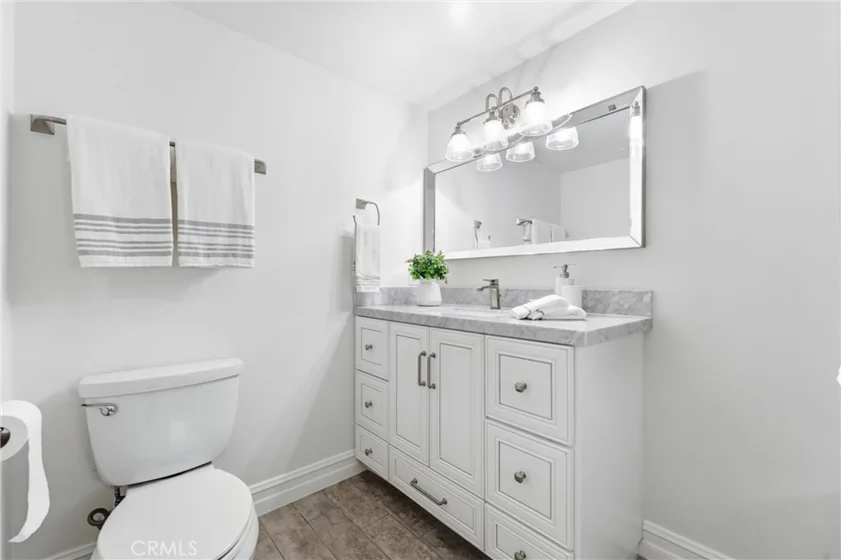 1409 Arch Lane photo 39