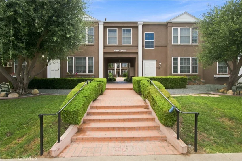 15034 Dickens Street #4 photo 1