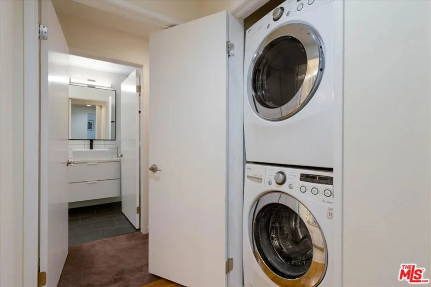 1401 S Bentley Avenue #202 photo 9