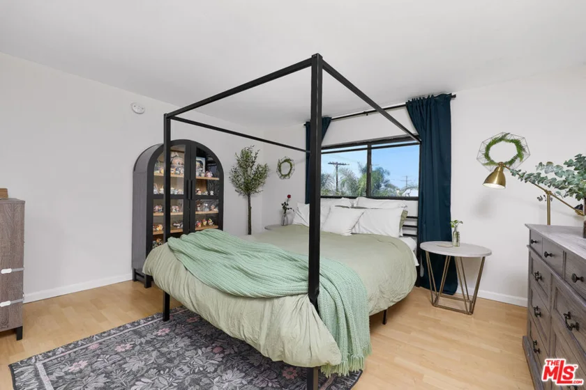 6250 Fulton Avenue #205 photo 15