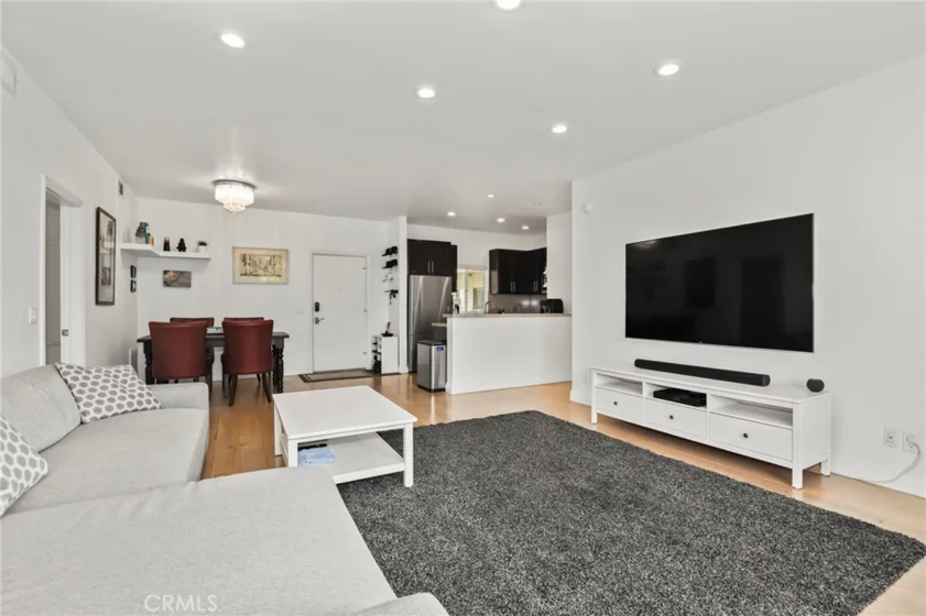 2263 Fox Hills Drive #203 photo 24