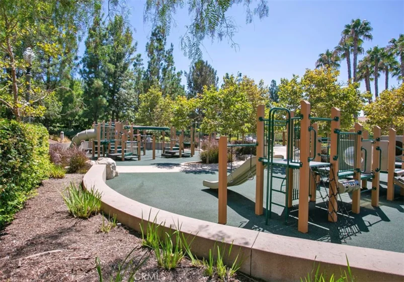 20 Leucadia photo 29