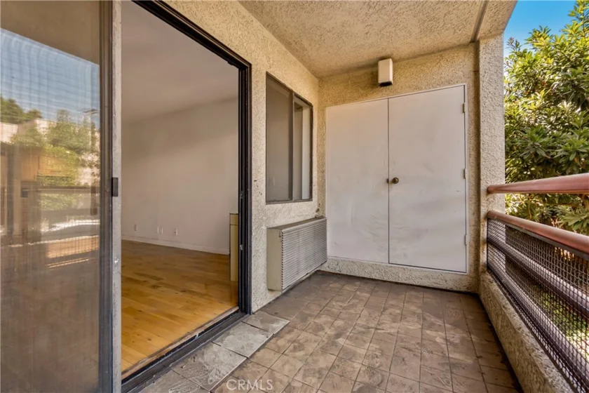 1119 Albany #106 photo 10