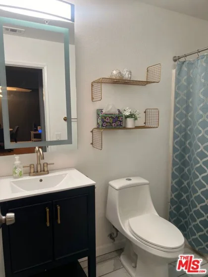 640 W 4th Street #205 photo 8