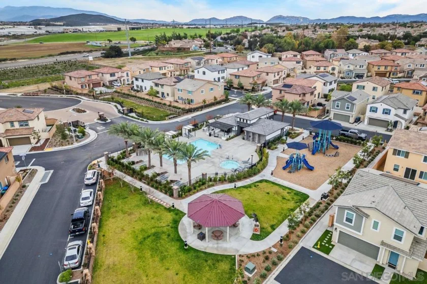 36588 Diego Springs Avenue photo 10