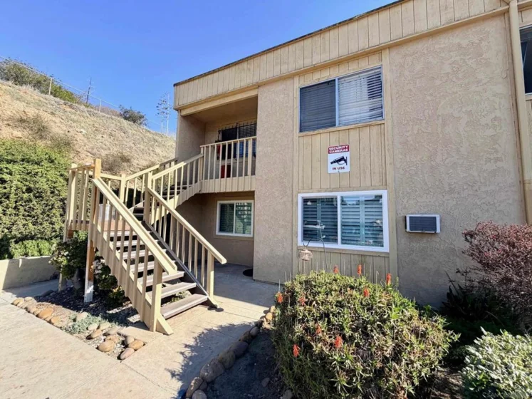 6658 University Avenue photo 1