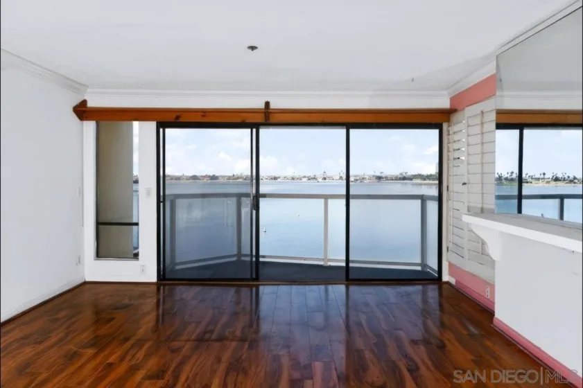 3888 Riviera #401 photo 3