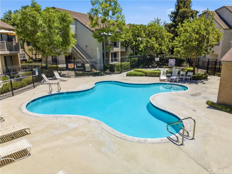 10511 S Lakeside Drive #H photo 15