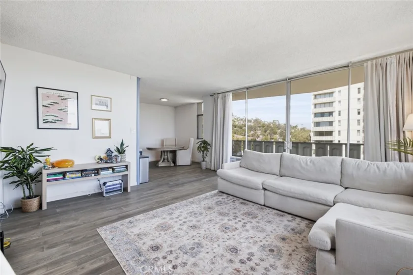 4455 Los Feliz Boulevard #601 photo 11