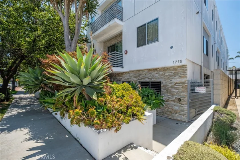 1715 Armacost Avenue #2 photo 3