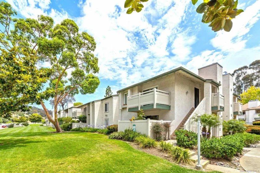 8811 Gilman Drive #H photo 12