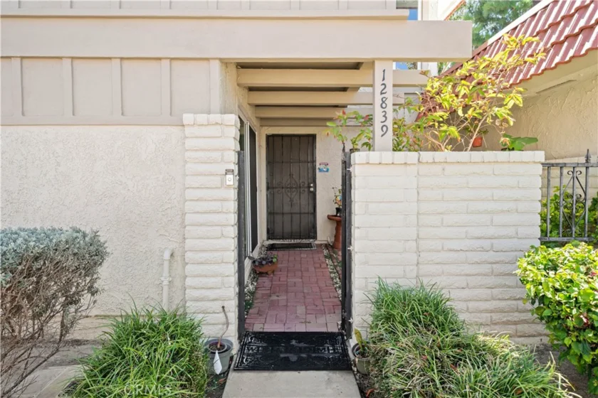 12839 Newhope Street photo 2