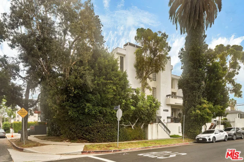 4450 Kensington Road #8 photo 1