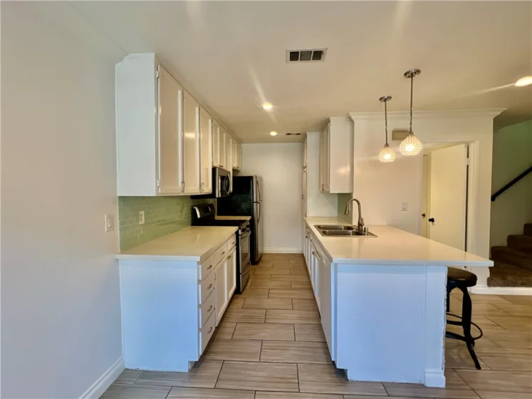 542 W Dunton #29 photo 10
