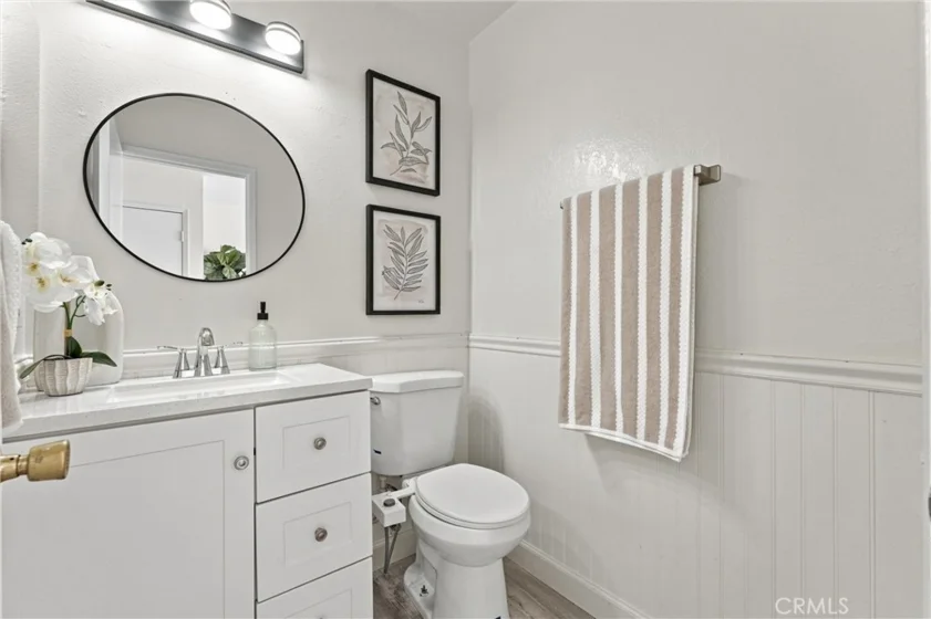 8437 El Arroyo photo 4