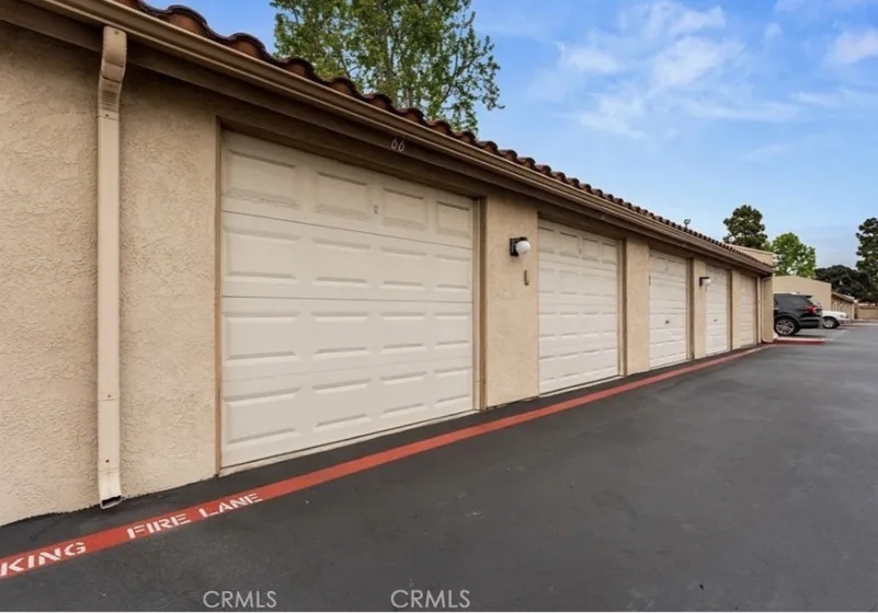 4791 Lago Drive #200 photo 34