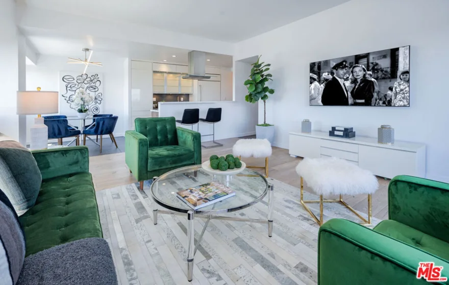 1155 N La Cienega Boulevard #508 photo 4