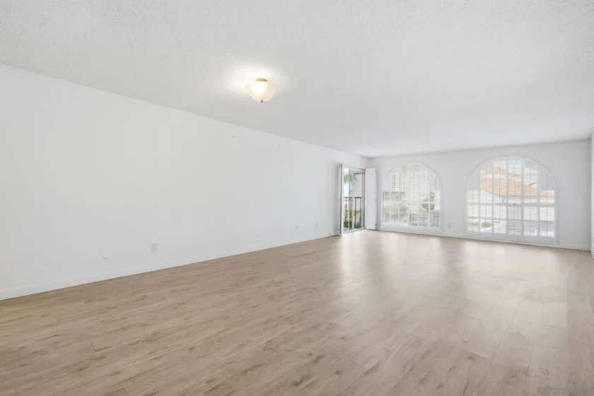 6675 Paseo Del Norte #E photo 5