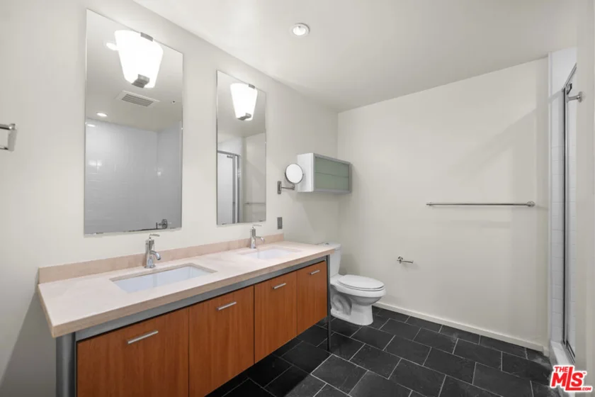 1155 S Grand Avenue #419 photo 34