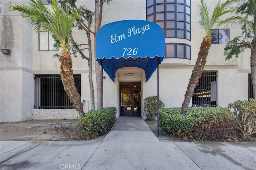 726 Elm Avenue #403 photo 33
