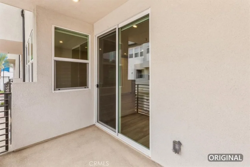 1206 W Cara photo 43
