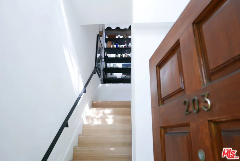 4355 Ventura Canyon Avenue #203 photo 4