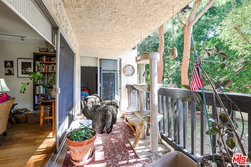 8105 Raintree Circle photo 7