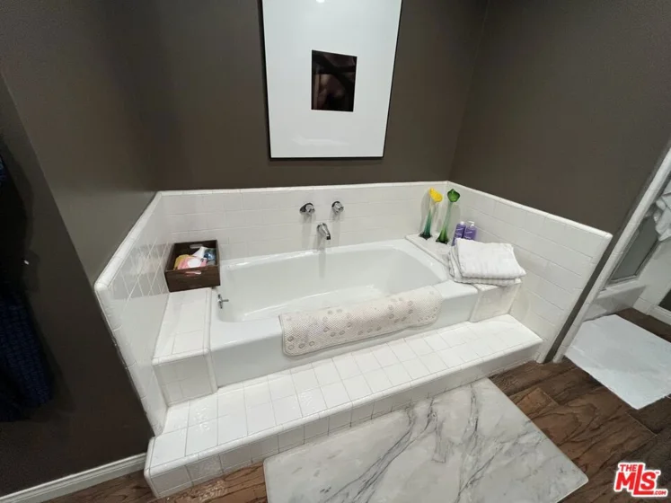 2175 S Beverly Glen Boulevard #201 photo 6