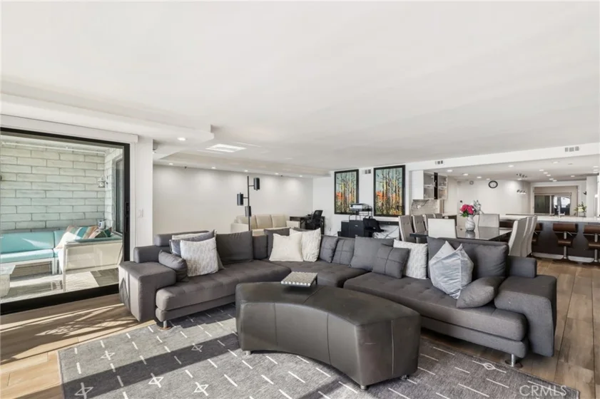 410 Corto Lane #E photo 10