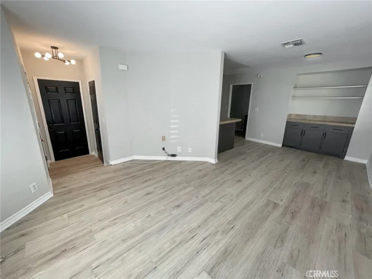 13750 Hubbard photo 5