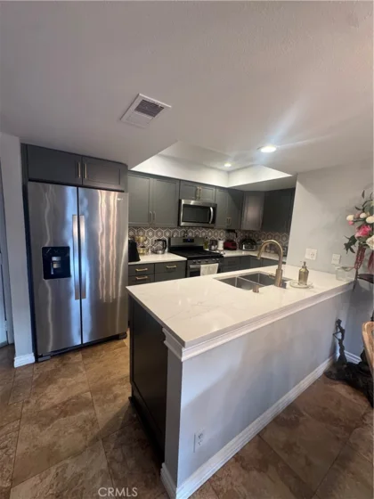 2700 E Cahuenga Boulevard #4223 photo 6