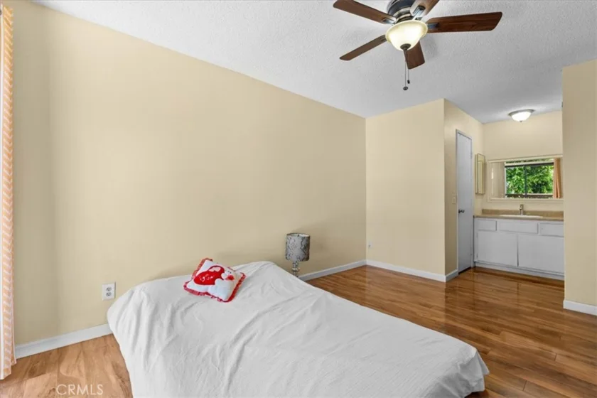 12437 Bay Hill Court photo 17