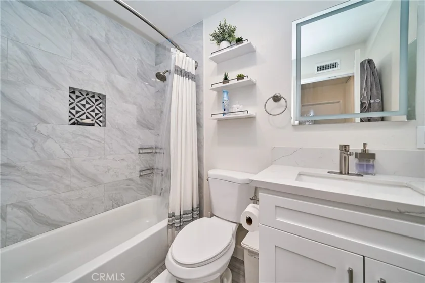 2346 Coventry Cir., #18 photo 14