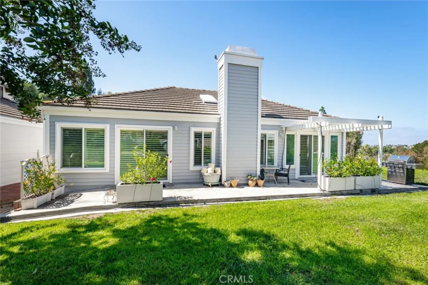 28149 Manchuca photo 3