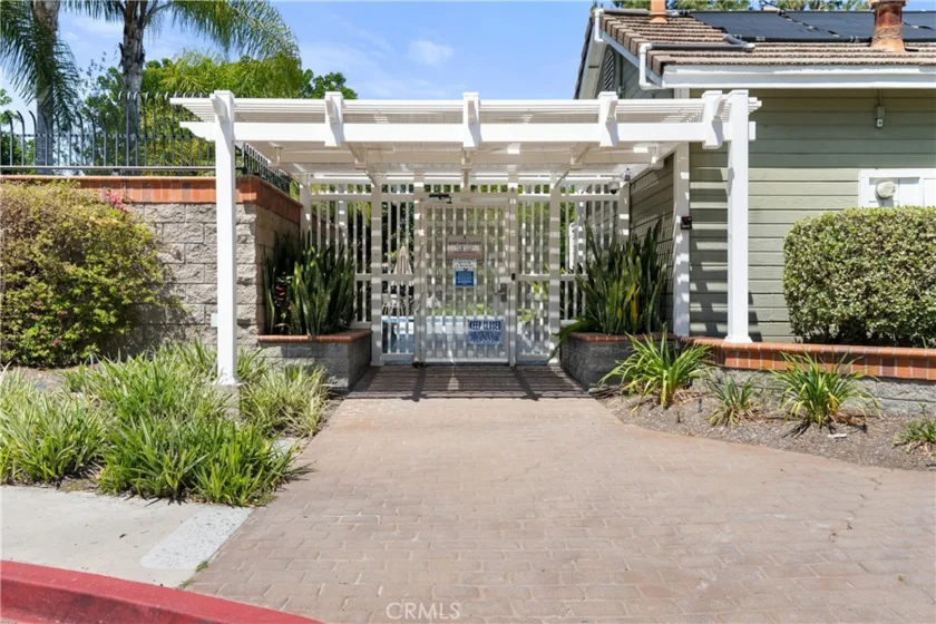 18 Laurel photo 15