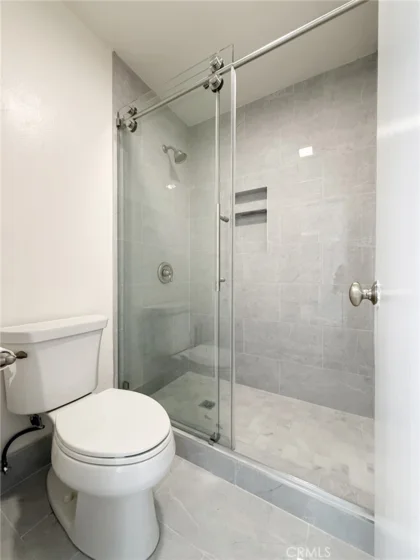 231 Springview photo 4