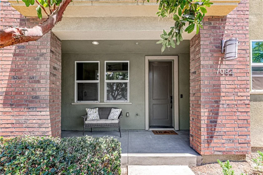 7082 Stanton photo 1