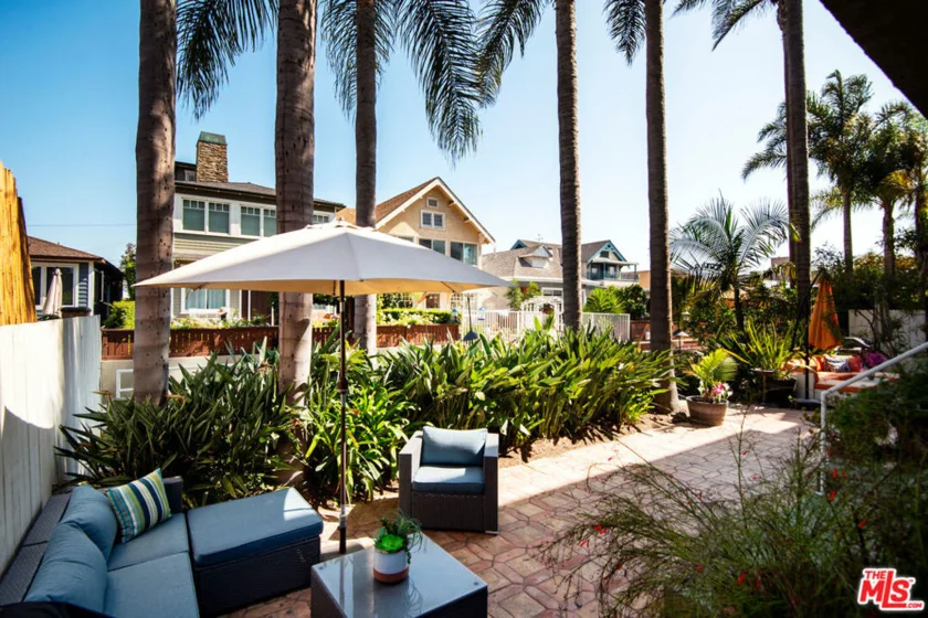 41 Sunset Avenue #103 photo 1