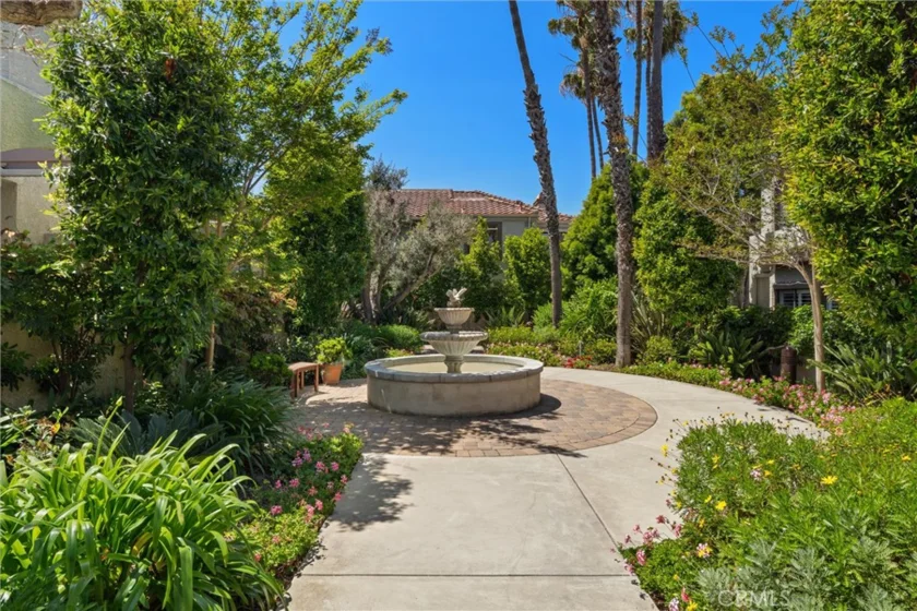 4802 Tiara #204 photo 23