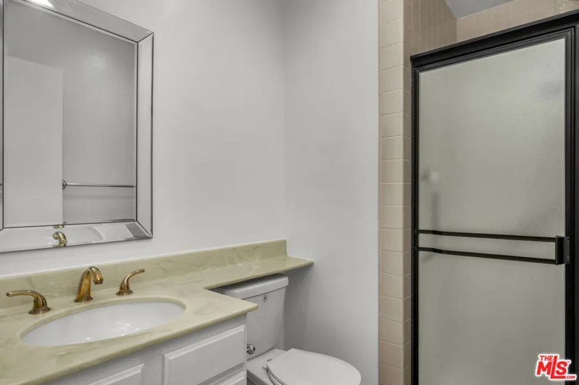1312 S Saltair Avenue #319 photo 3