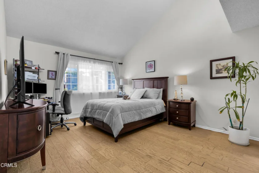 19431 Sherman Way #6 photo 10