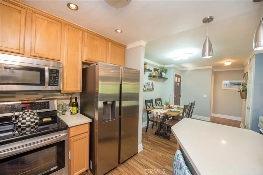 2375 Del Mar Way #101 photo 7